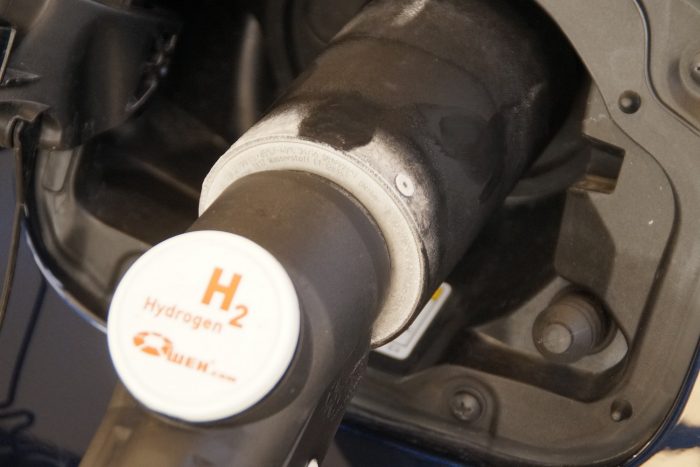 Lesz már végre valami a hidrogénnel? A Toyota szerint igen! 100 Lesz már végre valami a hidrogénnel? A Toyota szerint igen! 100