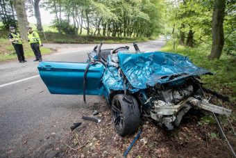 Brutálisan lezúzta az M2-es BMW-t a fiatal srác