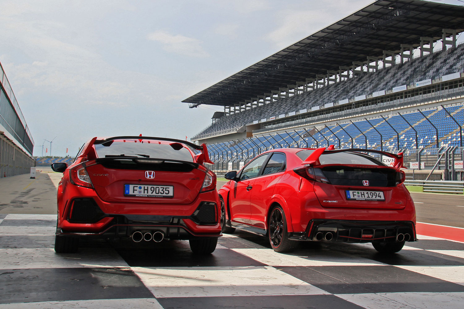 Újra a csúcson: Honda Civic Type R 8