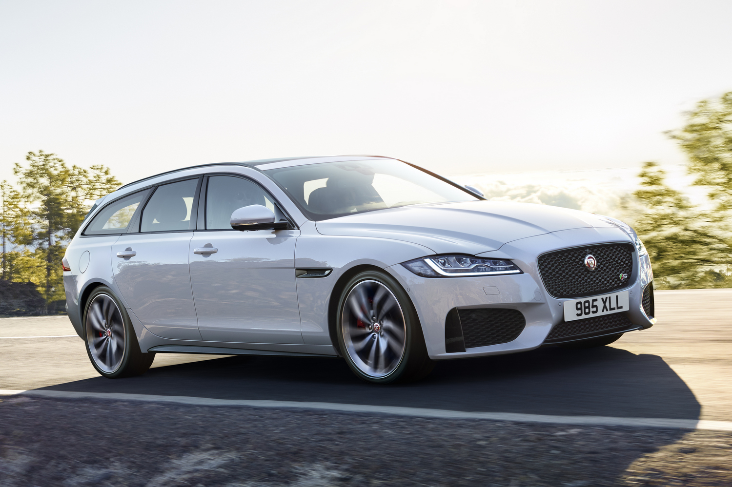 Jaguar XF Sportbrake: konzervatív lázadó 21