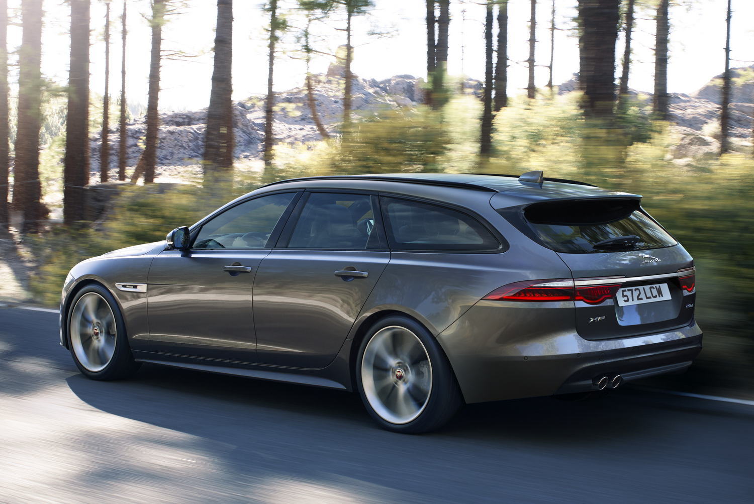 Jaguar XF Sportbrake: konzervatív lázadó 23