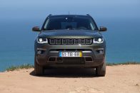 Városban és terepen is otthon van: Jeep Compass 44