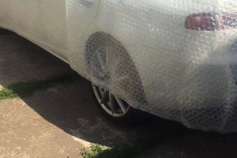 Több mint zseniális, ahogy a magyar autósok a jégeső ellen védekeztek