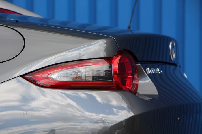 Ponyva helyett keménytető, öregszik az MX-5? 2