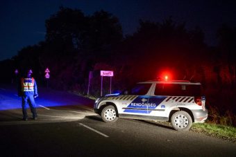 Teljes útzár a 7-es főúton