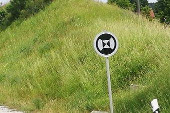 A KRESZ-tábla, amiről az életben nem találod ki, hogy mit jelent