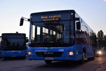 Új buszok álltak ma forgalomba Budapesten