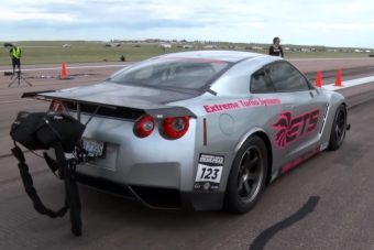 Igazi rakéta ez a Nissan GT-R