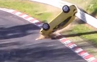 Levegőbe dobták ezt az Opelt