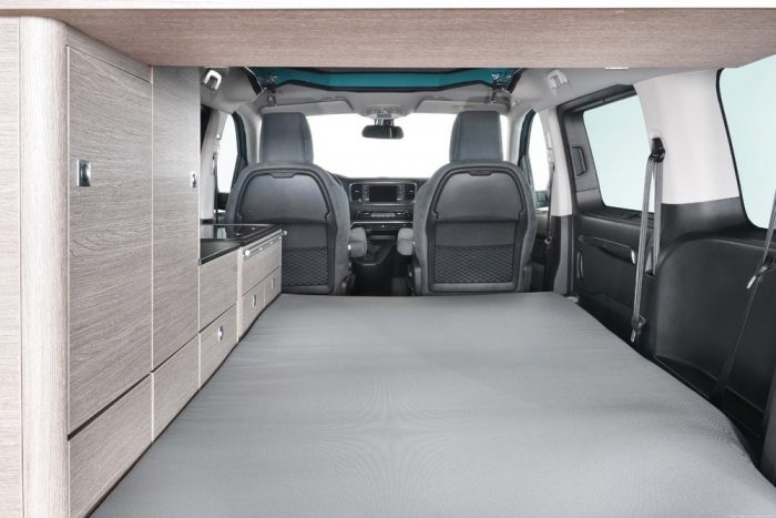 Trendi lakóautót varázsoltak a Citroën furgonjából 2