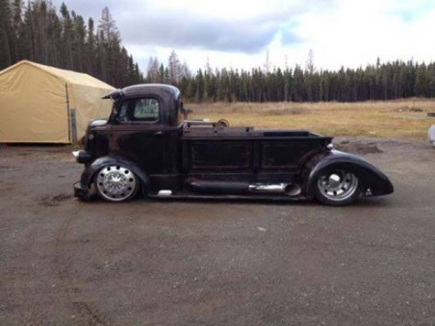 Itt a bizonyíték, hogy őrült autósok mindenhol akadnak 13