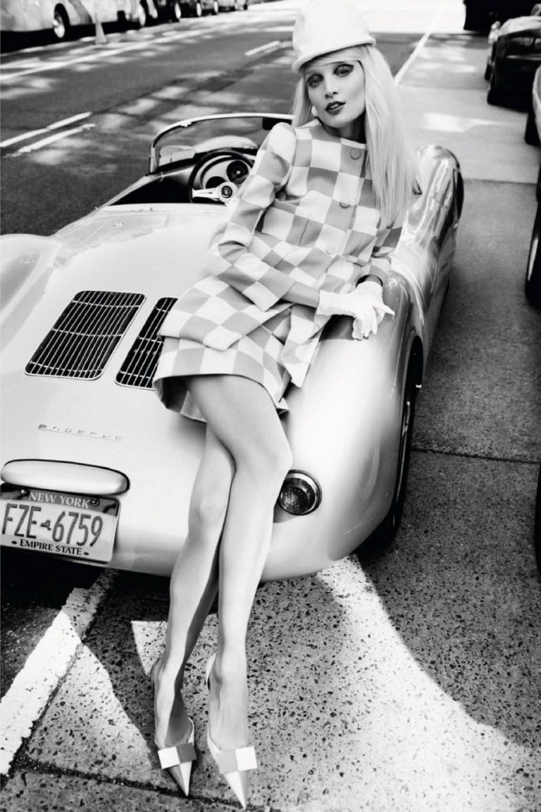 Lengén öltözött hölgyek enyhítik a hőséget 19