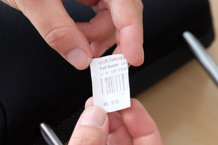 Meglepő cetli rejtőzhet autód fejtámlájában 6 | Vezess Meglepő cetli rejtőzhet autód fejtámlájában 6