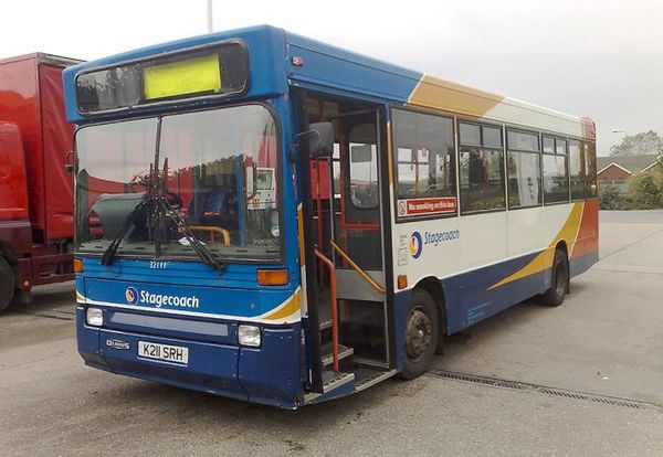 Romantikaimádó páros búvóhelyeként született újjá a kiszolgált öreg busz 3