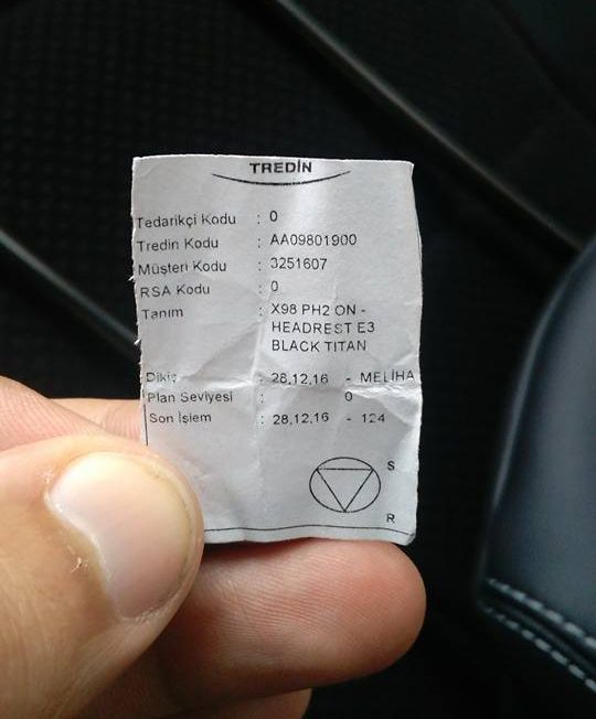 Meglepő cetli rejtőzhet autód fejtámlájában 3 | Vezess Meglepő cetli rejtőzhet autód fejtámlájában 3