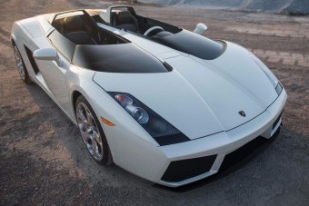 Hihetetlen Lamborghini kerül kalapács alá