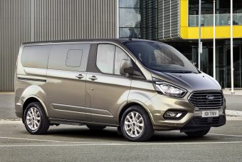 Légrugós konferenciabusz a Fordtól