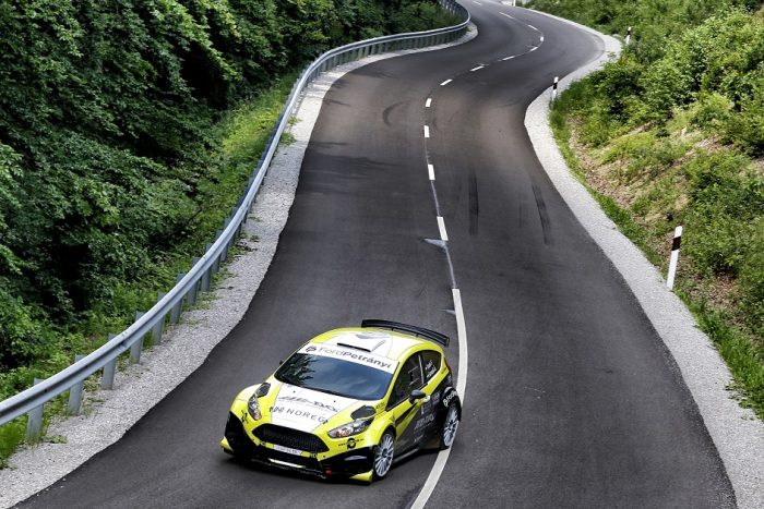 Itthon még nem látott versenyautó a Mátrában