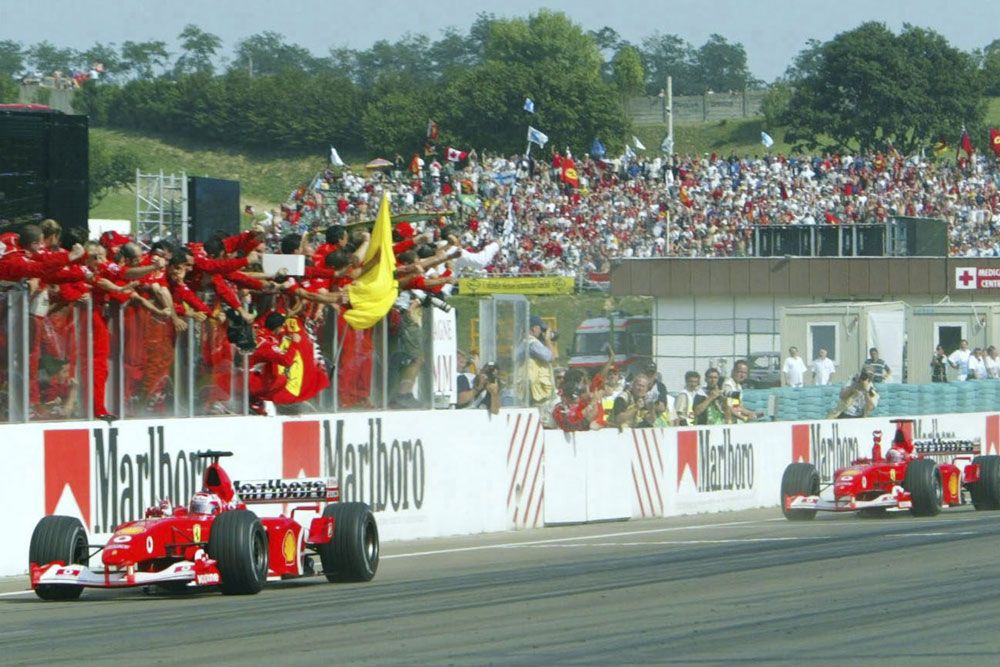 2004 - A Ferrari kettős győzelemmel hozza a konstruktőri bajnoki címet