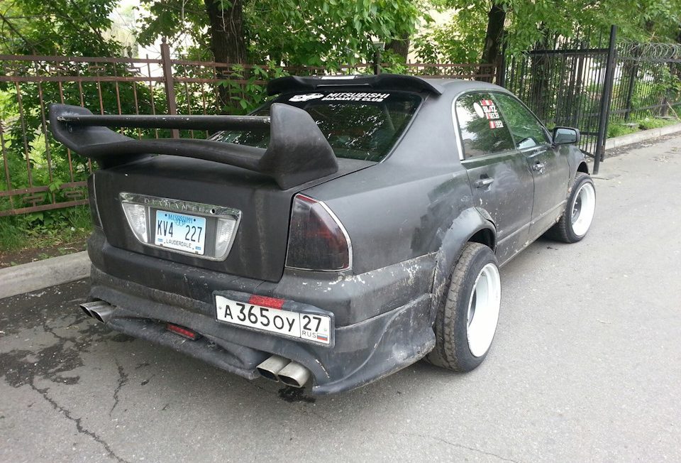 20 kép szörnnyé faragott gépekről, a rózsaszín traktor mindent visz 5