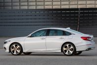 Kifinomultabb és takarékosabb az új Honda Accord 11