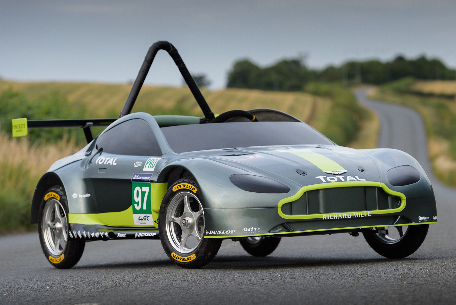 Megújuló ősenergia hajtja az Aston Martin legújabb versenyautóját 5