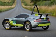 Megújuló ősenergia hajtja az Aston Martin legújabb versenyautóját 14
