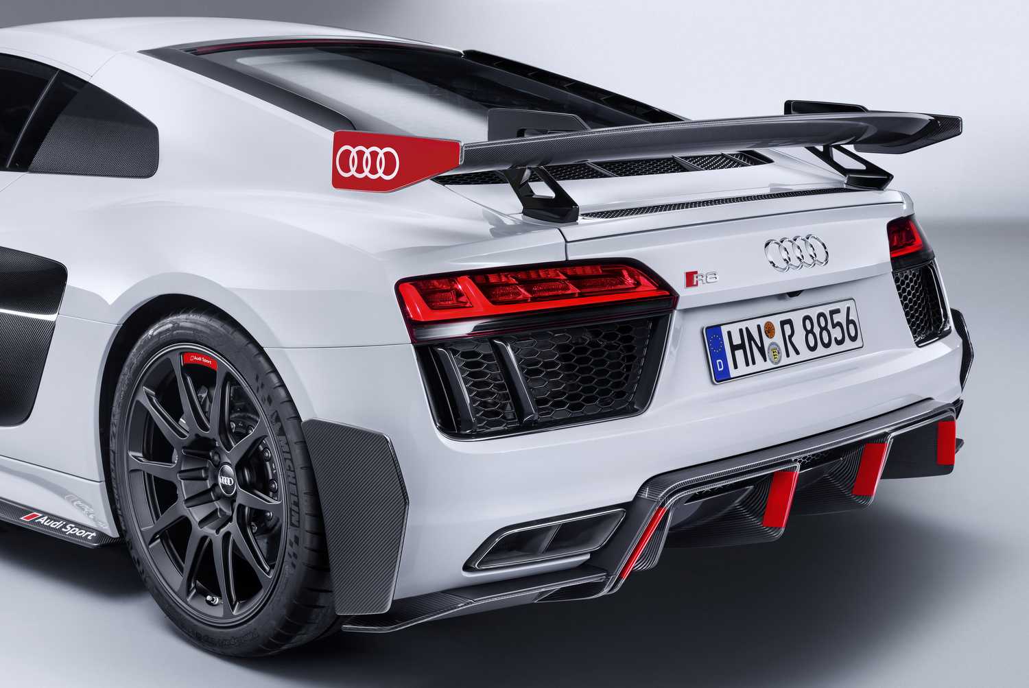 Audi Sport Performance alkatrészek az Audi R8 és Audi TT modellekhez 1