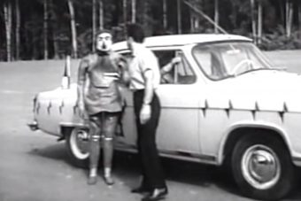 Ezt a fura hangulatú szovjet töréstesztvideót élmény megnézni