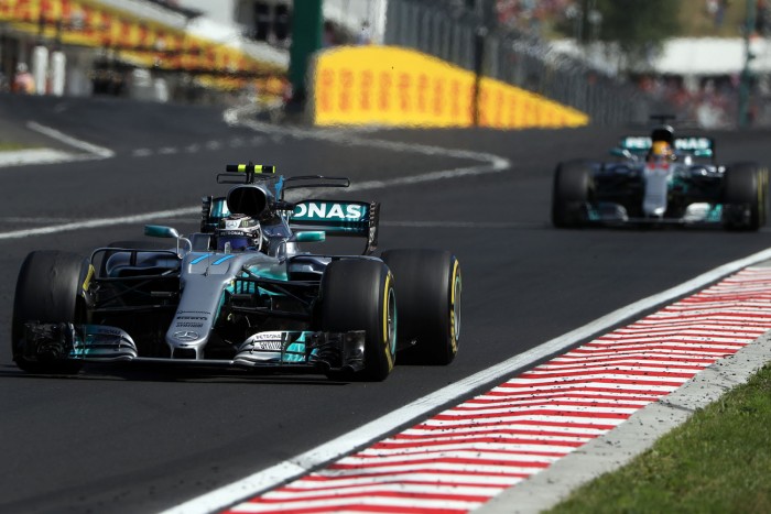 F1: Hamilton tartotta a szavát
