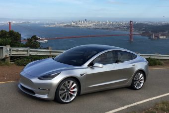 Elkezdték gyártani az olcsó Teslát