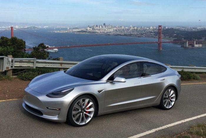 Elkezdték gyártani az olcsó Teslát