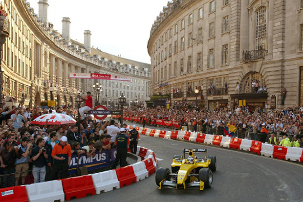 Óriási F1-es parádé Londonban, eddig titok volt