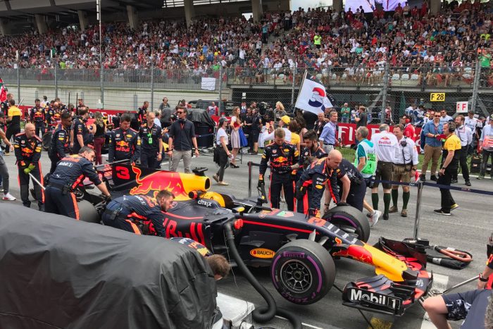 F1: Lányok helyett gyerekeket küldenek a rajtrácsra