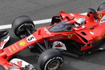 F1: Vettel elszédült a fejvédőtől 