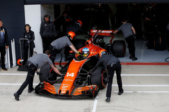 F1: Alonso káoszt remél, Ricciardo előreengedné a spanyolt