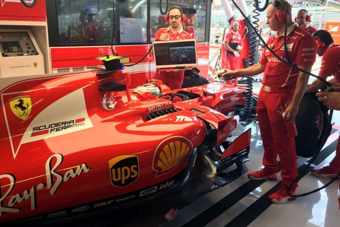 F1: Ricciardo szárnyalt, az autók törtek a Hungaroringen – videó 1 | Vezess F1: Ricciardo szárnyalt, az autók törtek a Hungaroringen – videó 1