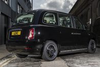 Elkészült az elektromos taxi, jöhetnek az utasok 18