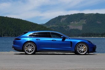 Kombi Porsche kéne? Nesze, itt a Panamera Sport Turismo!