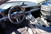 Kombi Porsche kéne? Nesze, itt a Panamera Sport Turismo! 37