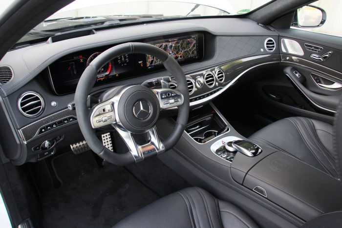 Új Mercedes S-osztály: gyönyör a négyzeten 4 Új Mercedes S-osztály: gyönyör a négyzeten 4