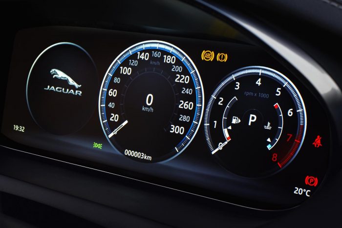 Itt a Jaguar nagy dobása 7