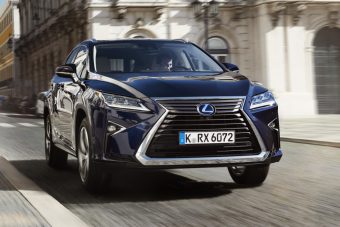Jön a három üléssoros Lexus RX?