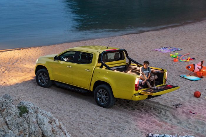 Pickup Mercedes? Igen, már ilyen is van 19 Pickup Mercedes? Igen, már ilyen is van 19
