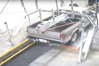 Ezt sose kövesd el egy autómosóban!