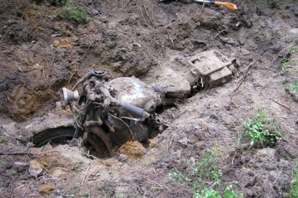 Csodás kincsre leltek az erdőben ásó oroszok 4