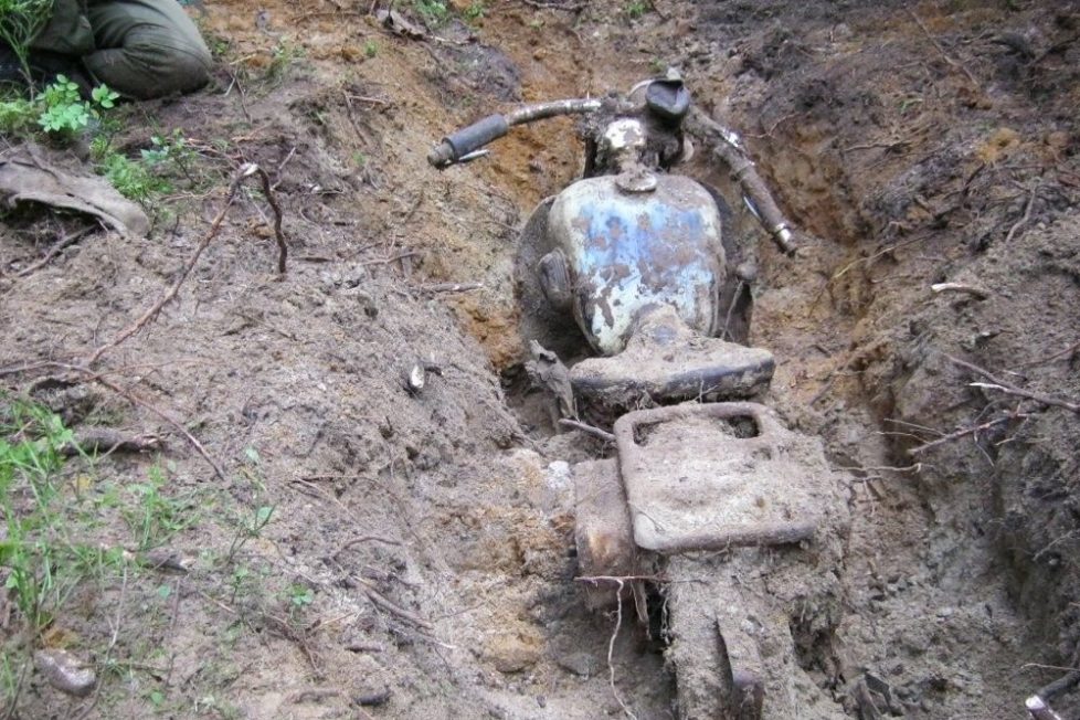 Csodás kincsre leltek az erdőben ásó oroszok 5