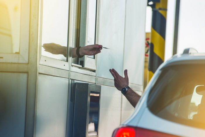 Ennyibe kerül, ha el akarod hagyni az országot 3 Ennyibe kerül, ha el akarod hagyni az országot 3