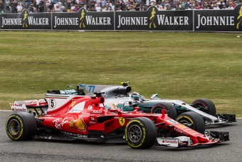 F1: Maradnak a cápauszonyok?