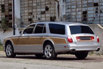 A világ legdrágább kombija most bagóért a tiéd lehet